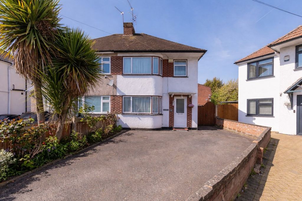 Property photo 1 of 12