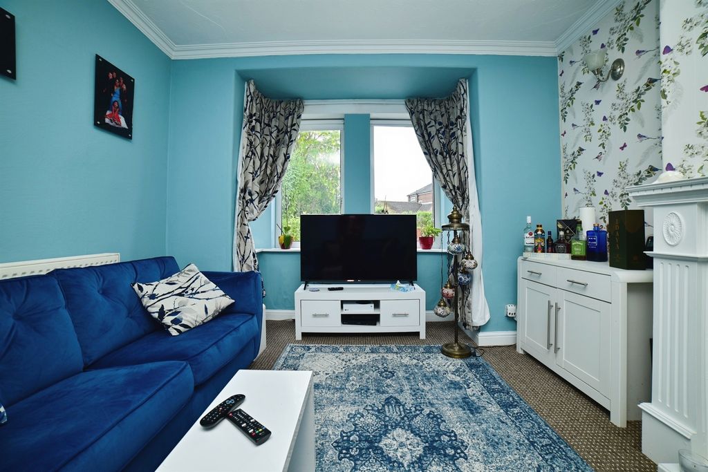 Property photo 2 of 15