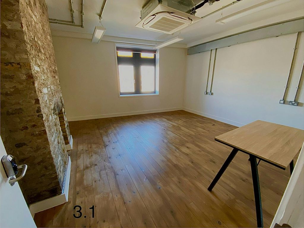 Property photo 3 of 9 Img_1048.Jpg