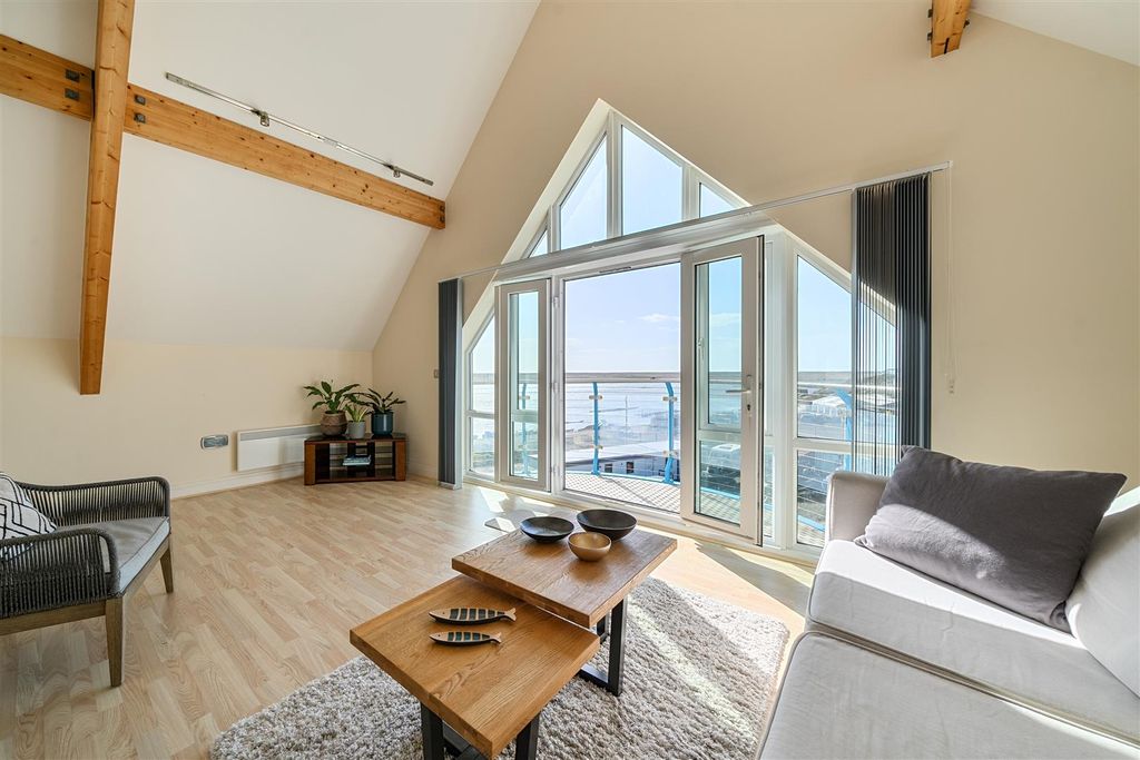 Property photo 2 of 22 1434263 (5).Jpg