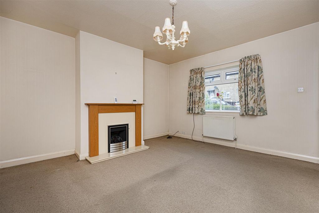 Property photo 3 of 26 Living Room
