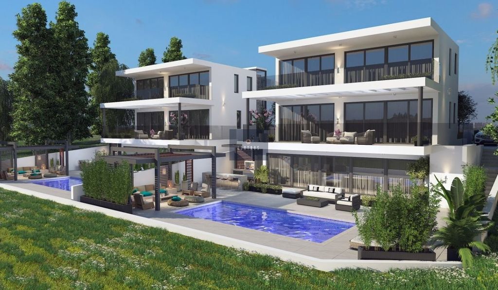 Property photo 2 of 5