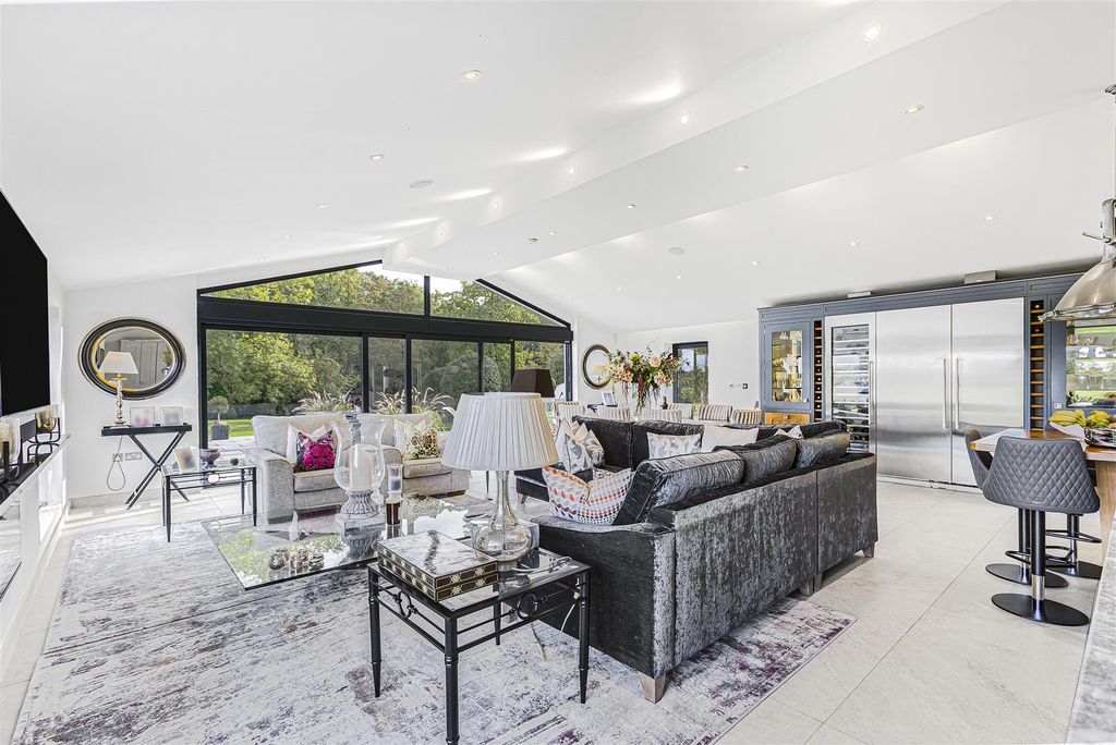 Property photo 2 of 29 232_22346.Jpg