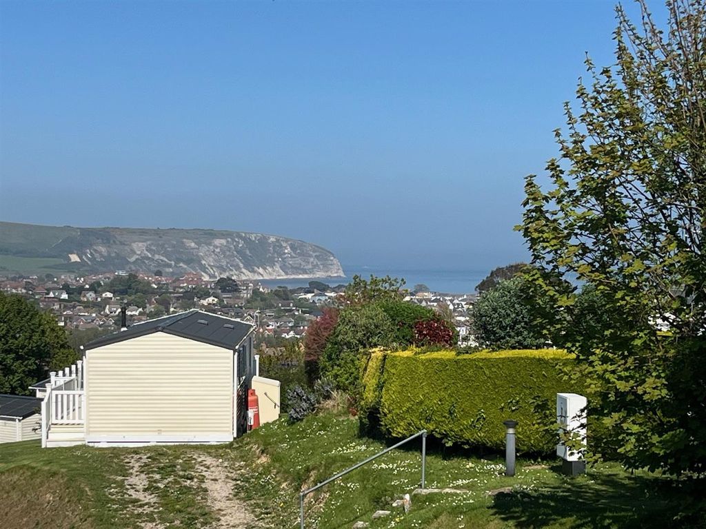 Property photo 2 of 27 4223 Sea View.Jpg