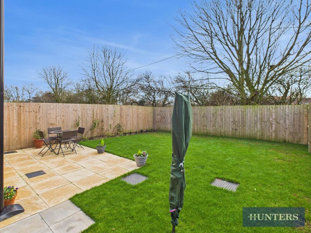 Property photo 3 of 16 Garden