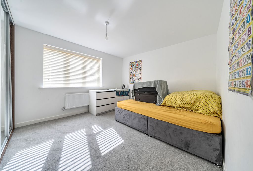 Property photo 3 of 25 1458560-18-6A0c2B...