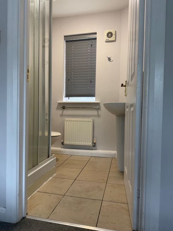 Property photo 3 of 3
