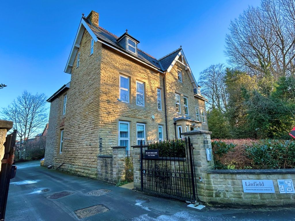 Property photo 2 of 12 Picture No. 35