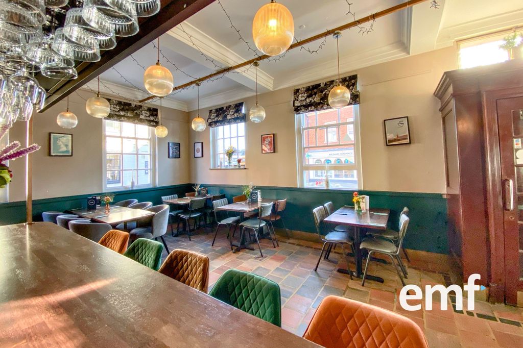 Property photo 3 of 15