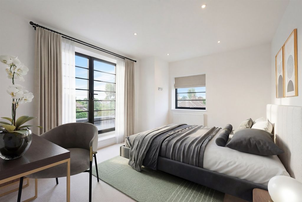 Property photo 2 of 13