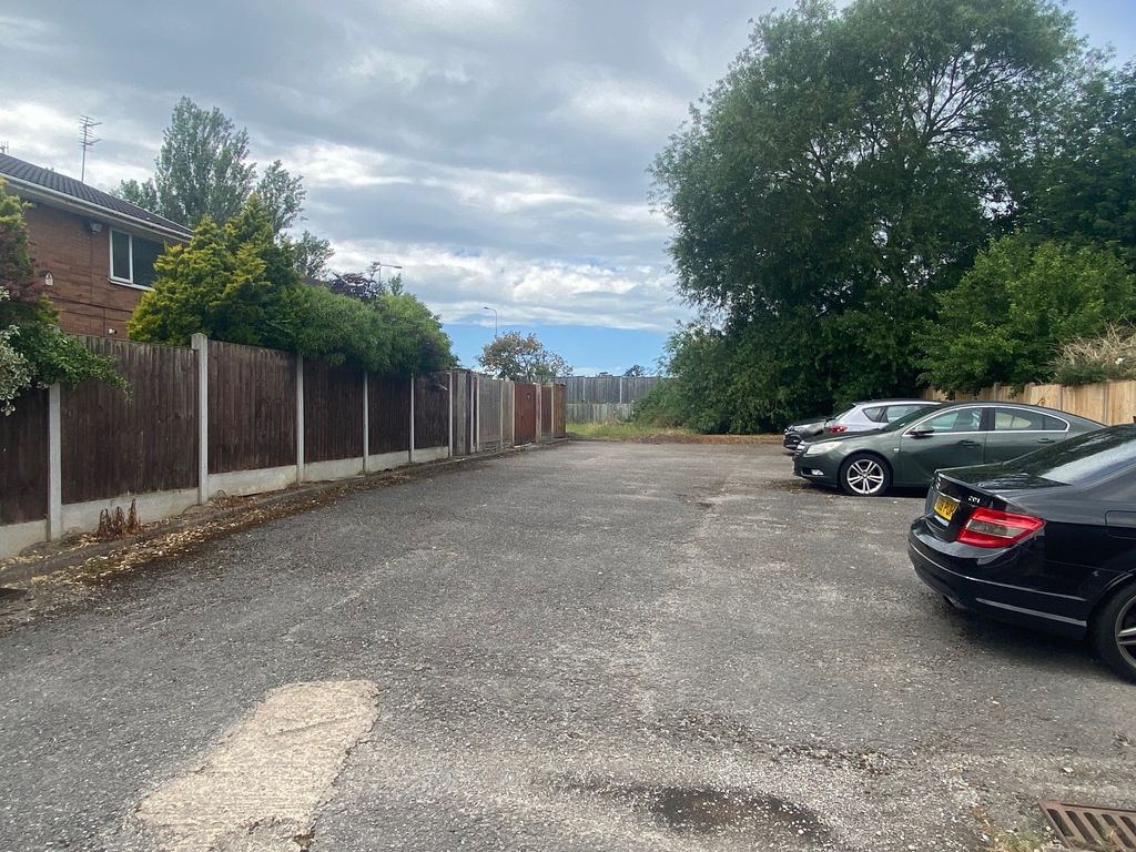 Property photo 2 of 2