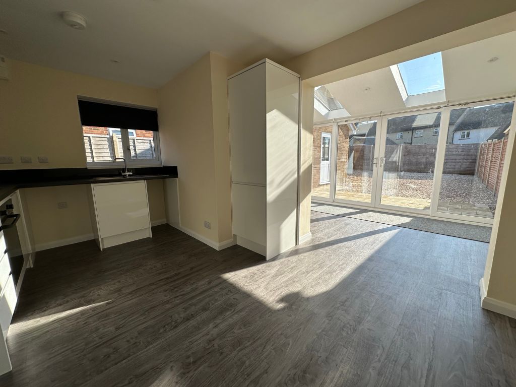 Property photo 2 of 13 Photo 02