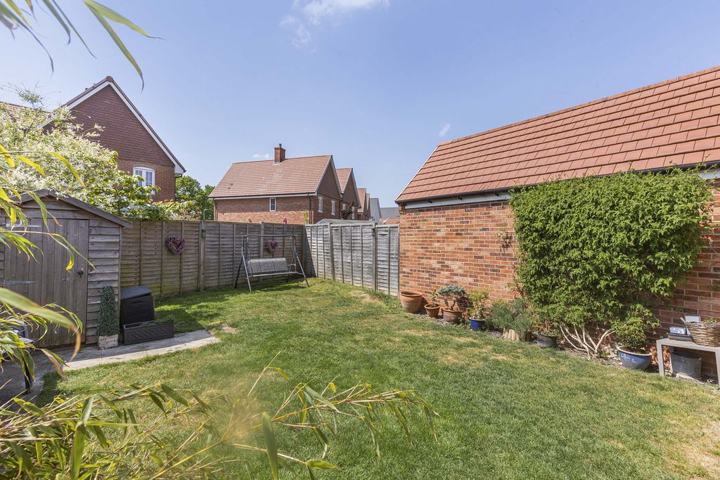 Property photo 3 of 23