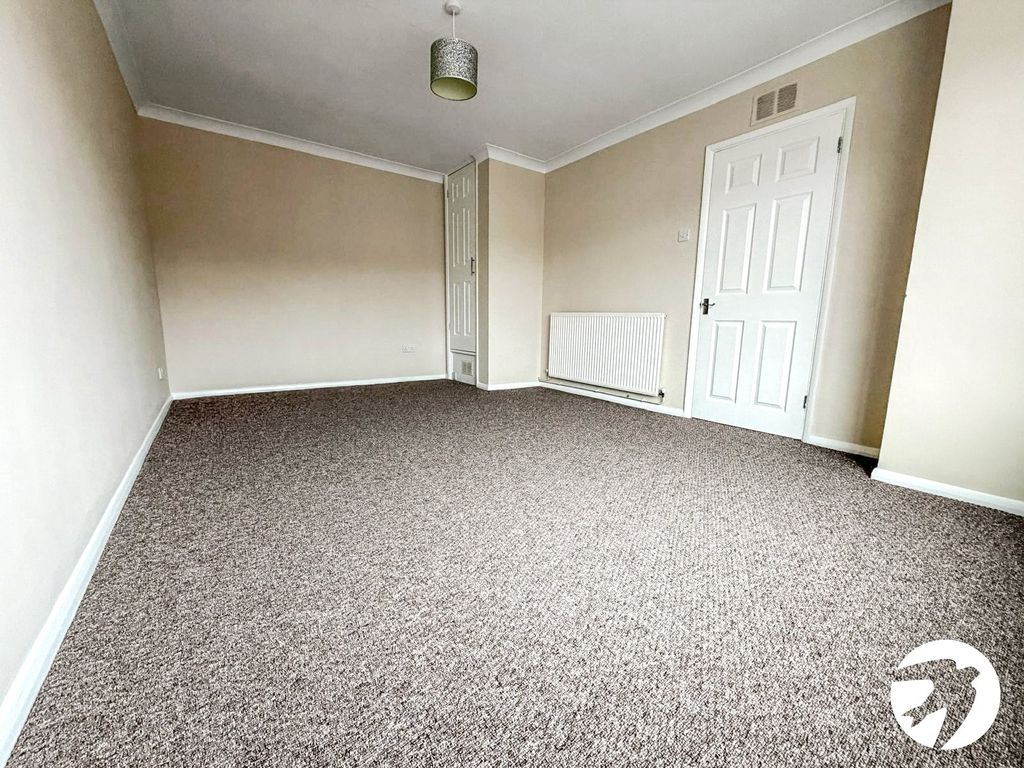 Property photo 3 of 17 Picture No. 19