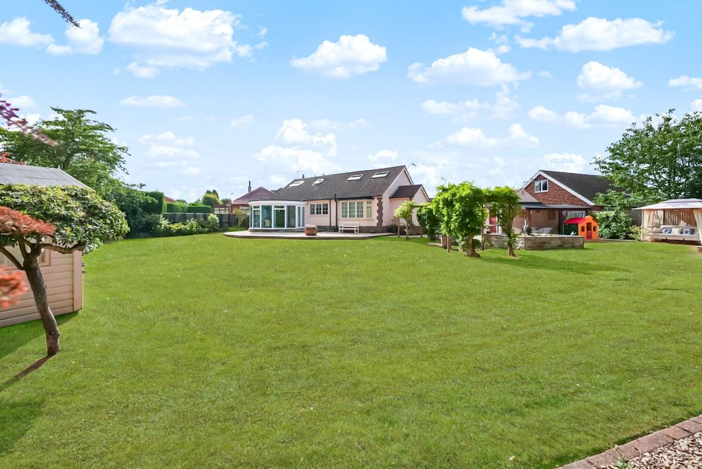 Property photo 3 of 23 Picture No. 05