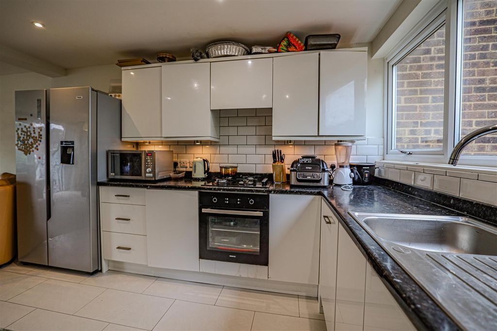 Property photo 3 of 26 980A1807.Jpg