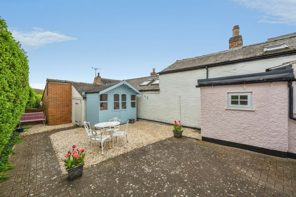 Property photo 3 of 22