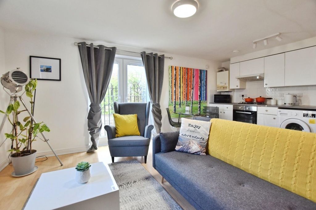 Property photo 3 of 8 d709624F-Dsc_0306.Jpg