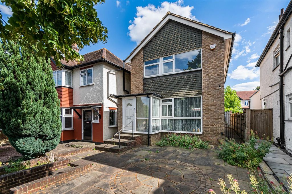 Property photo 1 of 16 31_86200.Jpg