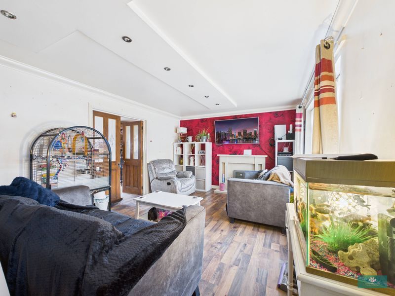 Property photo 3 of 13 Photo 4