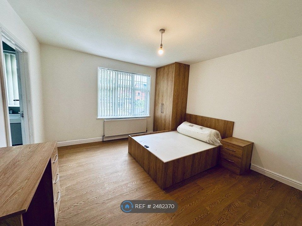 Property photo 2 of 4 Room 1