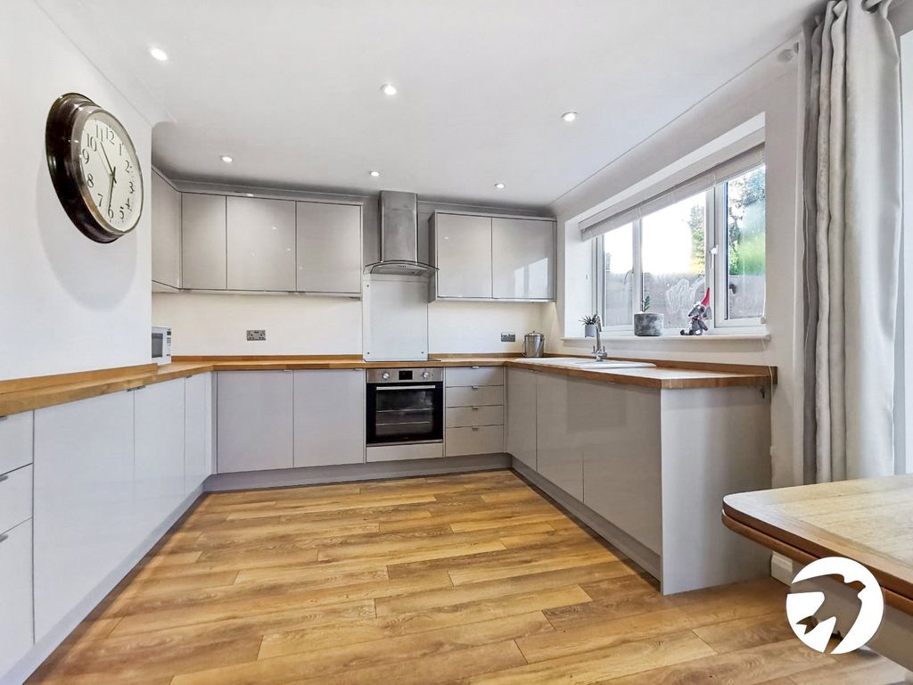 Property photo 1 of 18 Picture No. 19