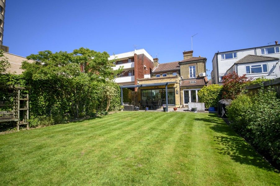 Property photo 3 of 25