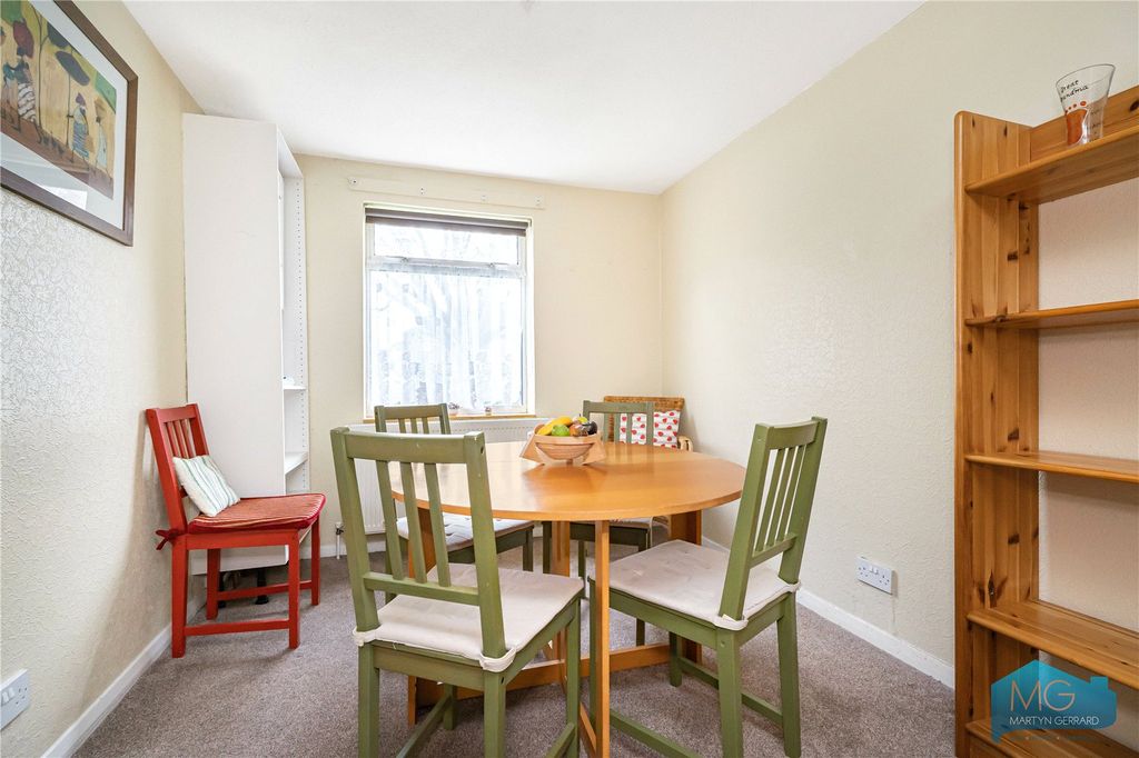 Property photo 3 of 15 Picture No. 03