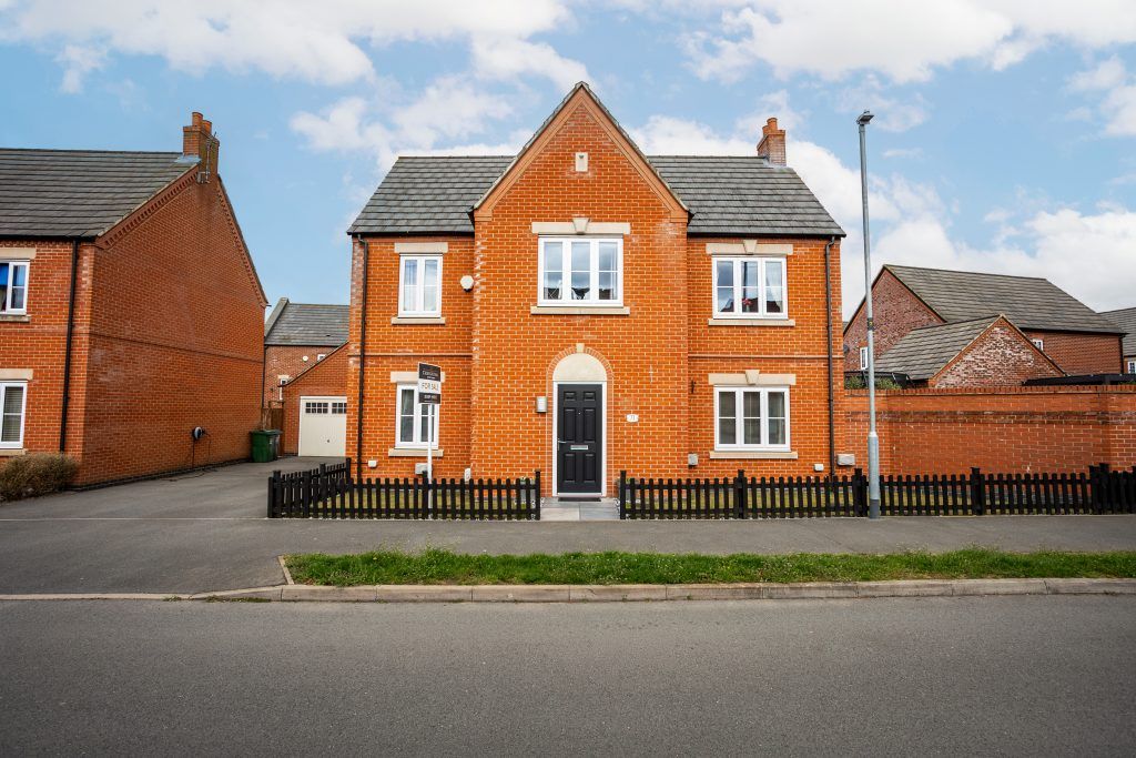 Property photo 1 of 25