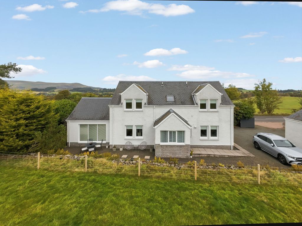 Property photo 1 of 29