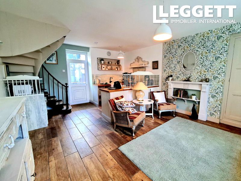 Property photo 2 of 10