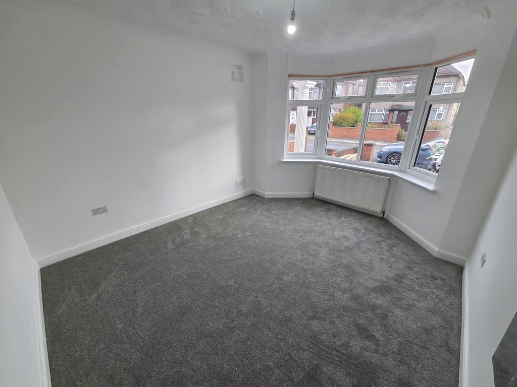 Property photo 3 of 14 Gallery