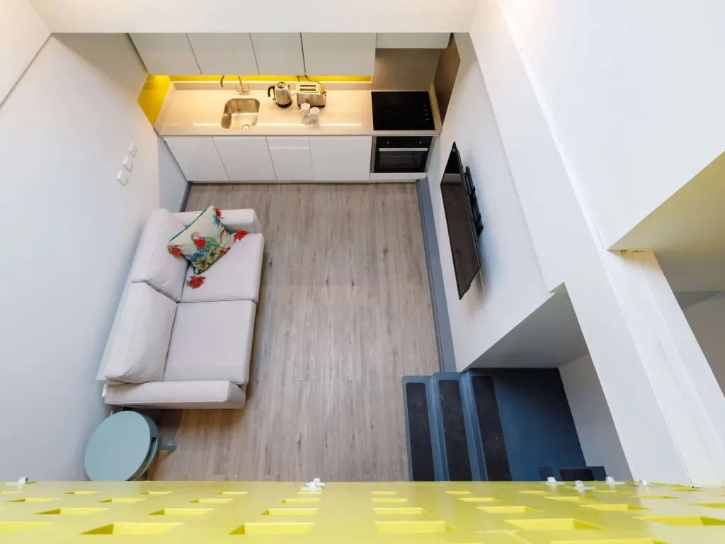 Property photo 3 of 9 Ddb81937-56F9-4A4c-9d4d-78503F21Cacb_Result.Webp