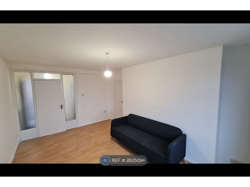 Property photo 3 of 13 Living Room