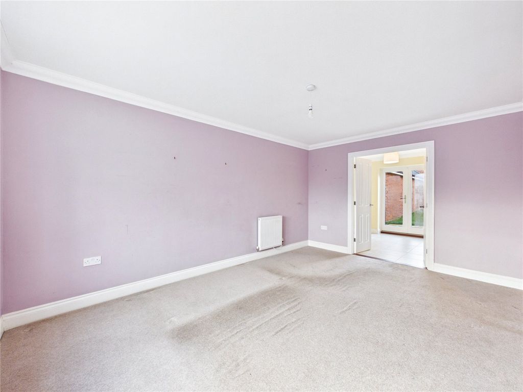 Property photo 2 of 12 Picture No. 04