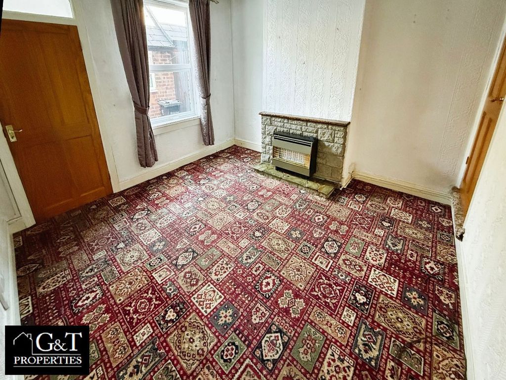 Property photo 3 of 13
