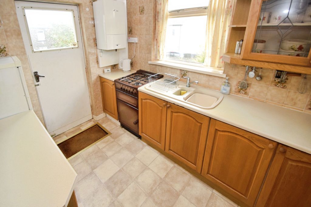 Property photo 3 of 23
