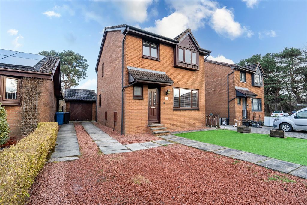 Property photo 2 of 19 External.2.Jpg