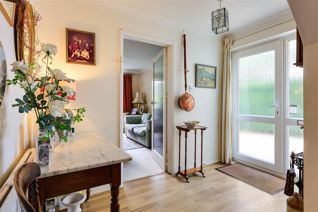 Property photo 2 of 30 Img (13).Jpg