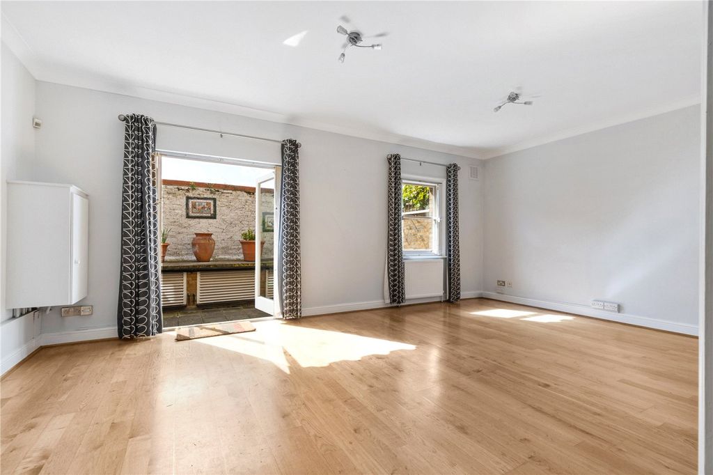 Property photo 1 of 10 Picture No. 17