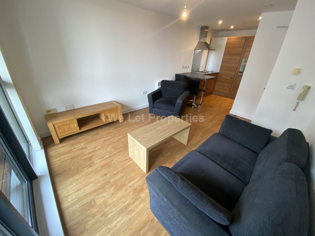 Property photo 2 of 9