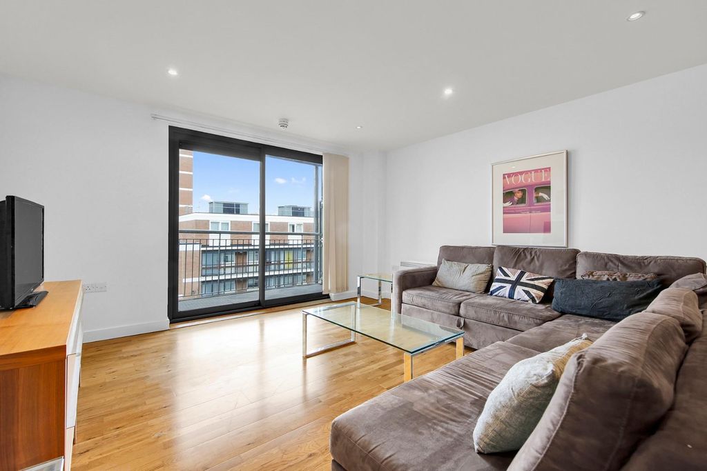 Property photo 3 of 10 3.Jpg