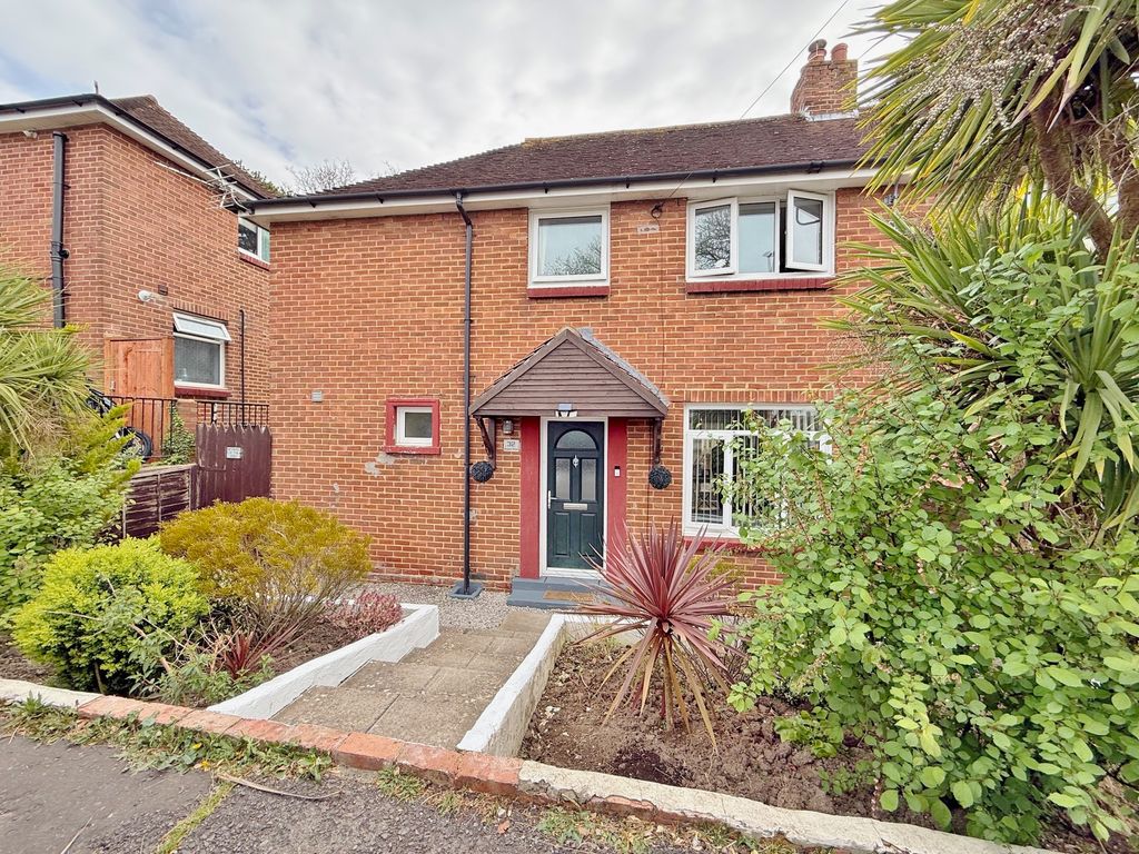 Property photo 1 of 24