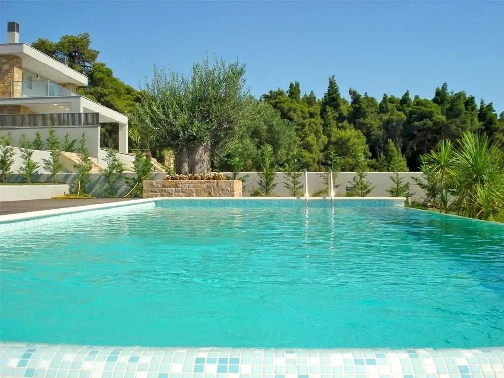 Property photo 1 of 6 For Sale – Villa 180 Sq.m. In Sani, Halkidiki