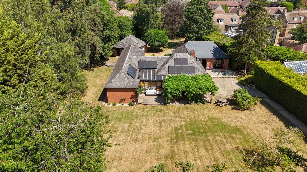 Property photo 1 of 30