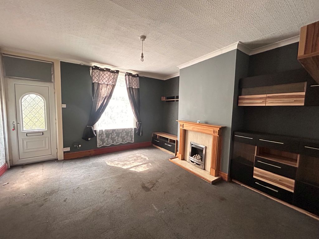 Property photo 2 of 5
