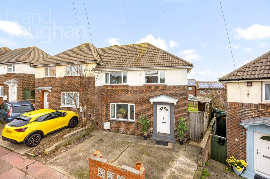 Property photo 2 of 17 Picture 2