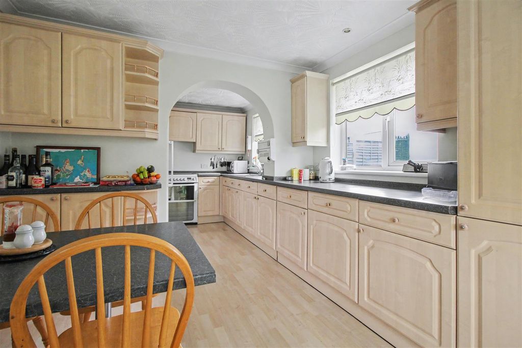Property photo 3 of 23 Img_5147.Jpg