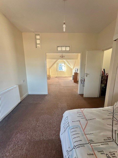 Property photo 2 of 59
