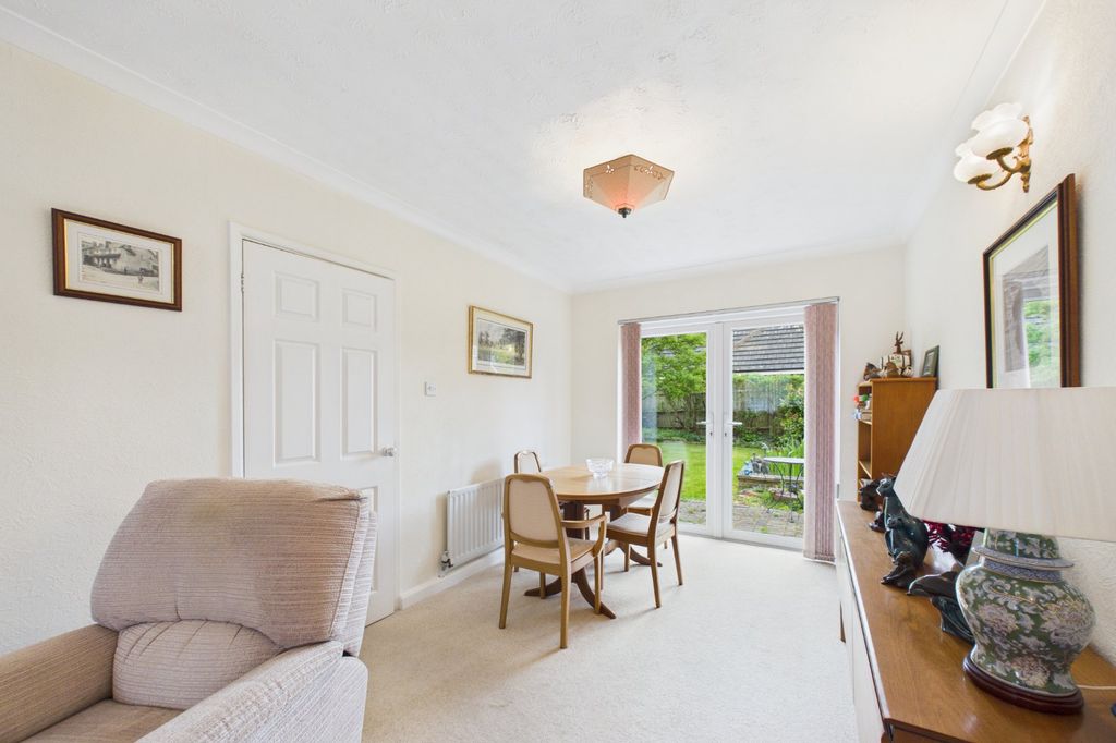 Property photo 3 of 15 Picture No. 11